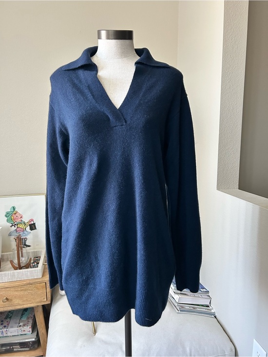 Reformation Sweaters - Reformation Navy V‑Neck Long Sleeve cashmere dress